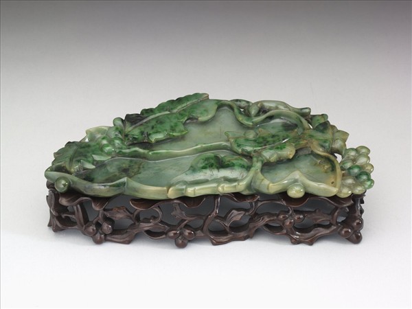 玉葡萄松鼠筆洗