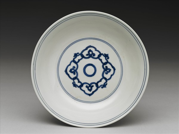 青花如意雲紋碟