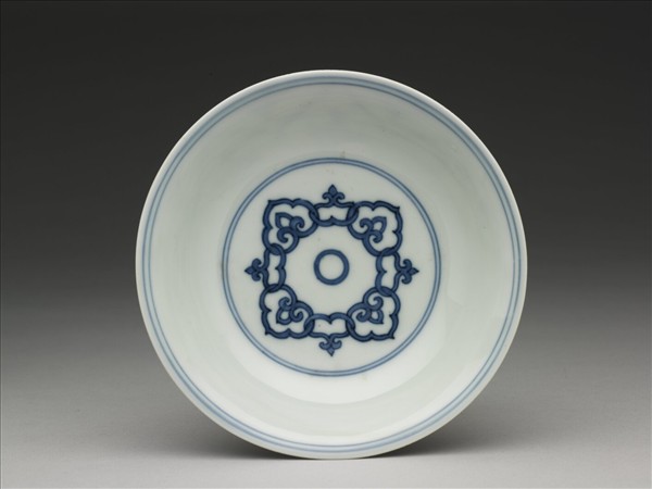 青花如意雲紋碟