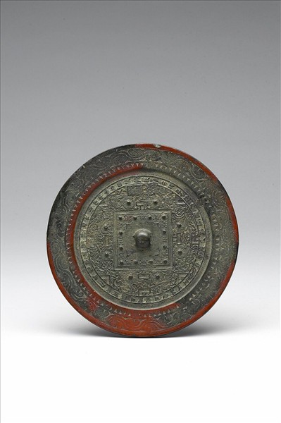 李泰山仿新莽王氏鏡