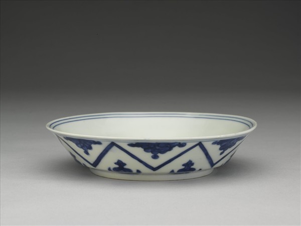 青花如意雲紋碟