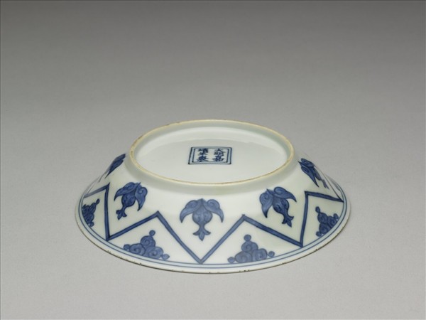 青花如意雲紋碟