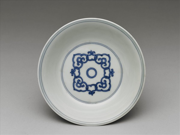 青花如意雲紋碟