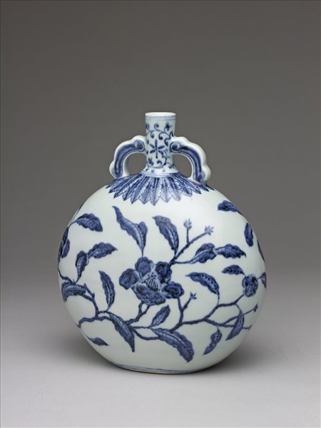 青花山茶花紋扁壺