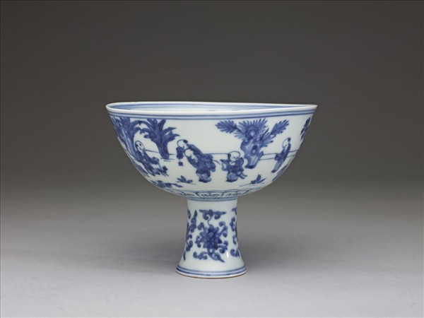 青花嬰戲高足碗