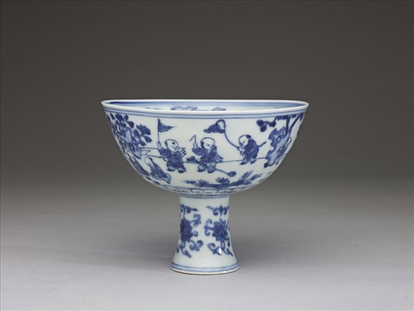 青花嬰戲高足碗