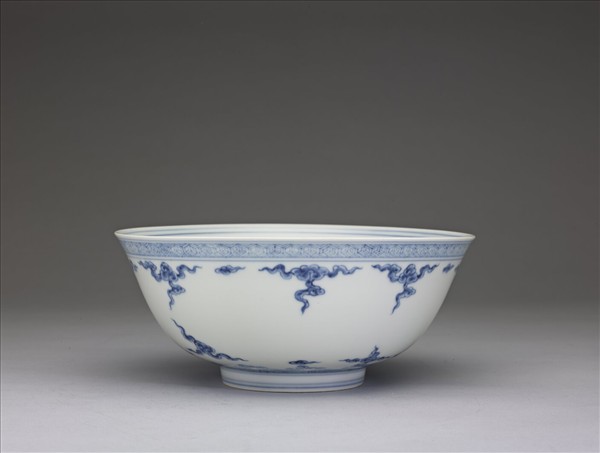 青花如意雲紋碗