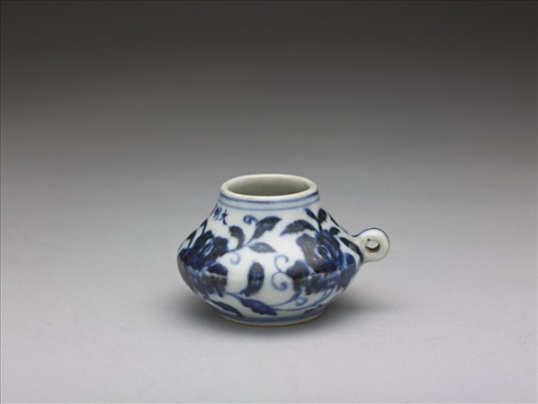 青花花卉紋鳥食罐