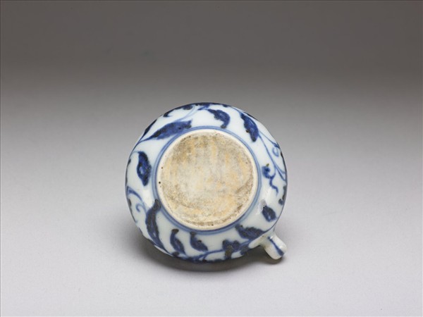 青花花卉紋鳥食罐