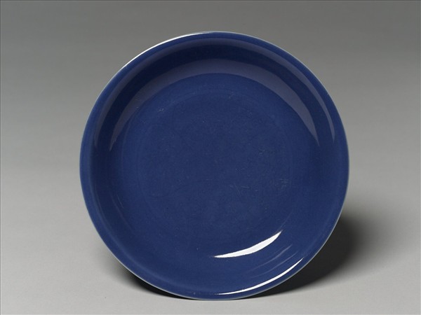 霽青釉花卉紋盤