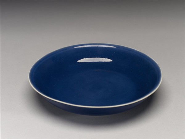 霽青釉盤