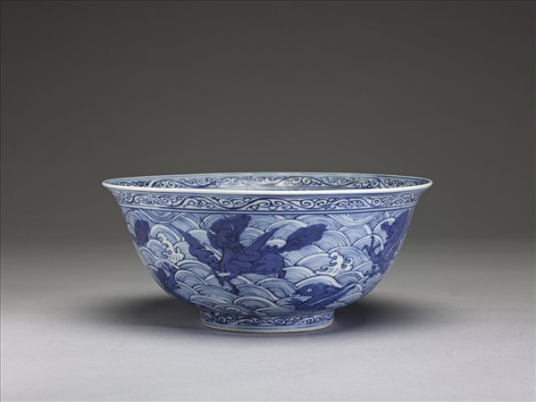 青花海獸紋碗