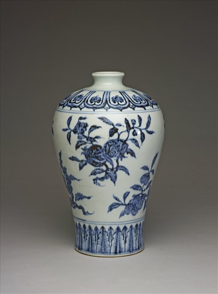 青花四季花果紋梅瓶