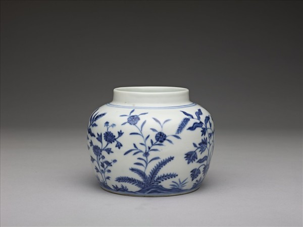 青花草花紋罐