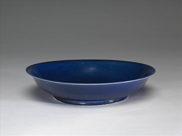 霽青釉盤