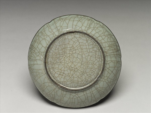 官窯 青瓷龍紋盤