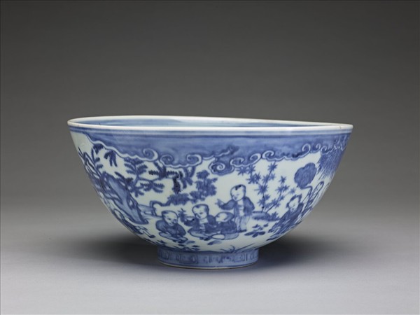 青花嬰戲圖碗