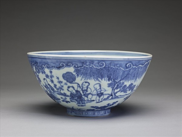 青花嬰戲圖碗