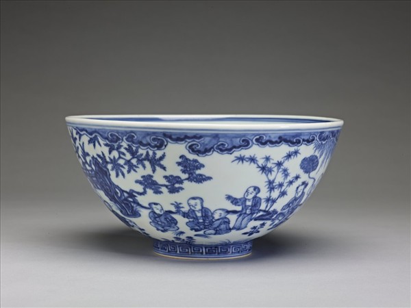 青花嬰戲圖碗