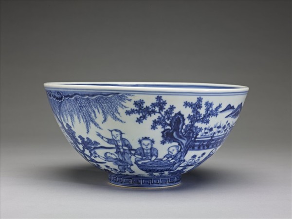 青花嬰戲圖碗