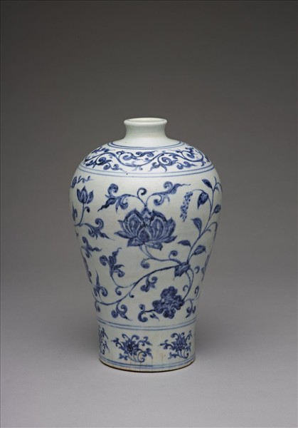 青花蓮花紋梅瓶