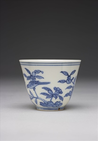 青花花鳥紋杯