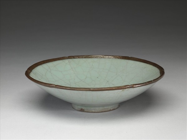 官窯 青瓷葵口碗