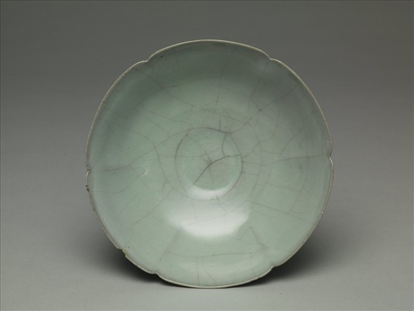 官窯 青瓷葵口碗