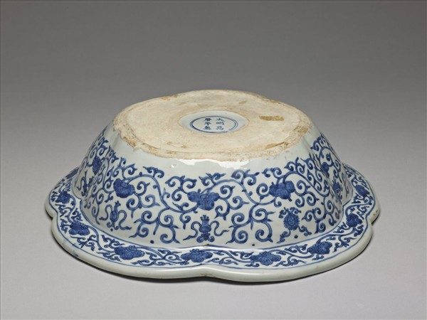 青花魚藻梅花式洗