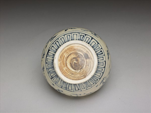 越南 青花花卉罐