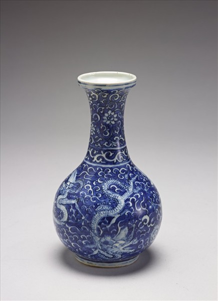 青花雲龍紋瓶