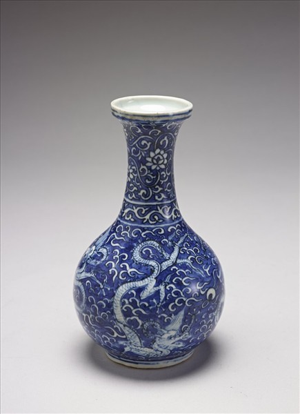 青花雲龍紋瓶