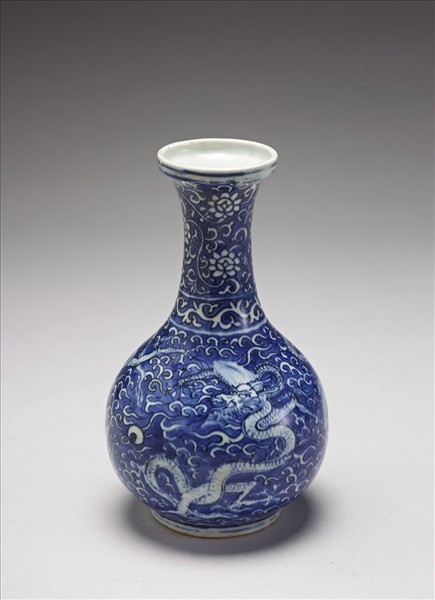 青花雲龍紋瓶
