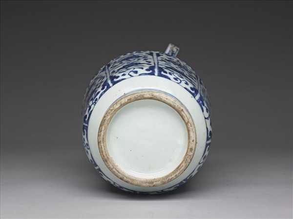 青花四季花卉紋執壺