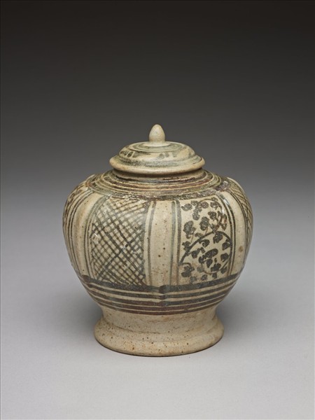 泰國 鐵繪草紋蓋盒