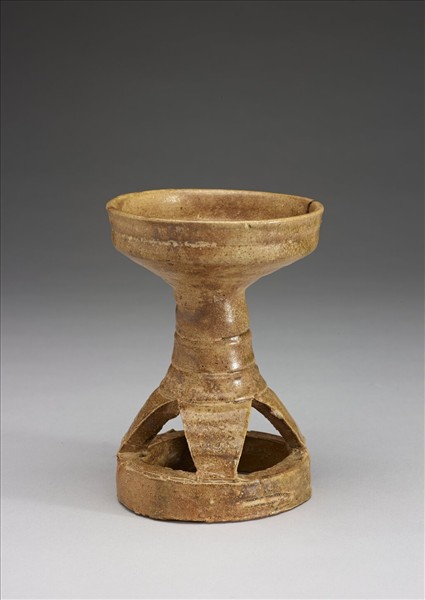 越南 13世紀 灰釉燈台