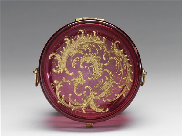 西洋玻璃花草紋盒