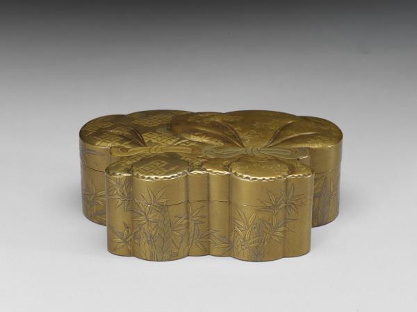 竹唐草蒔繪雙袋盒