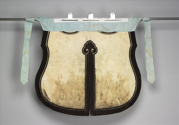 文官乘馬革製服