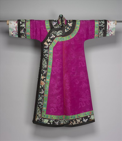 暗花紫紅緞襯衣