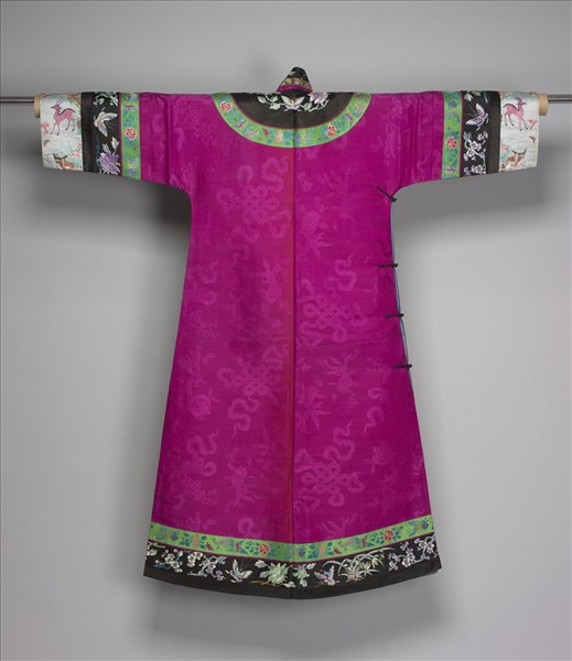 暗花紫紅緞襯衣