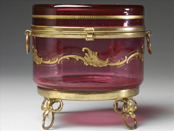 西洋玻璃花草紋盒