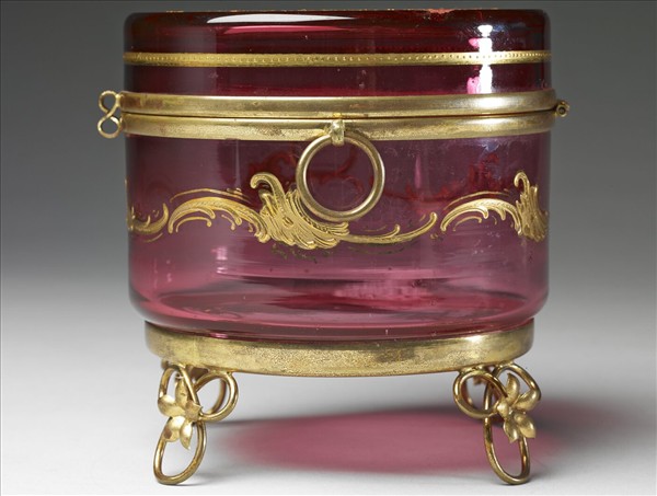 西洋玻璃花草紋盒