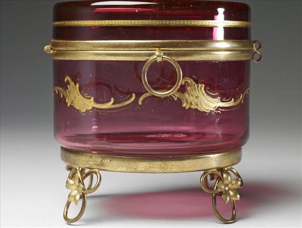 西洋玻璃花草紋盒