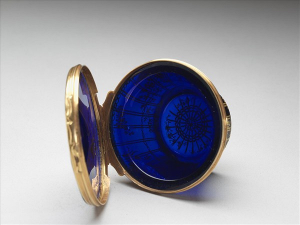 深藍玻璃描金畫琺瑯盒