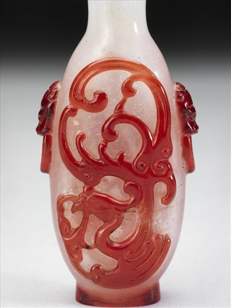 霏雪地套紅玻璃龍鳳紋鼻煙壺