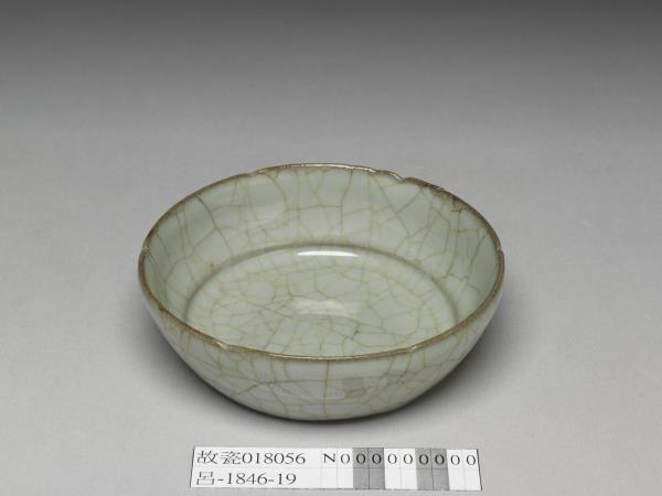 哥窯 青瓷葵口洗