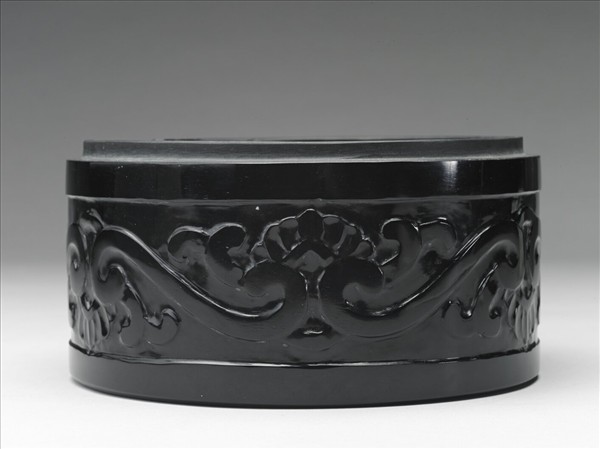 玻璃花卉紋圓盒