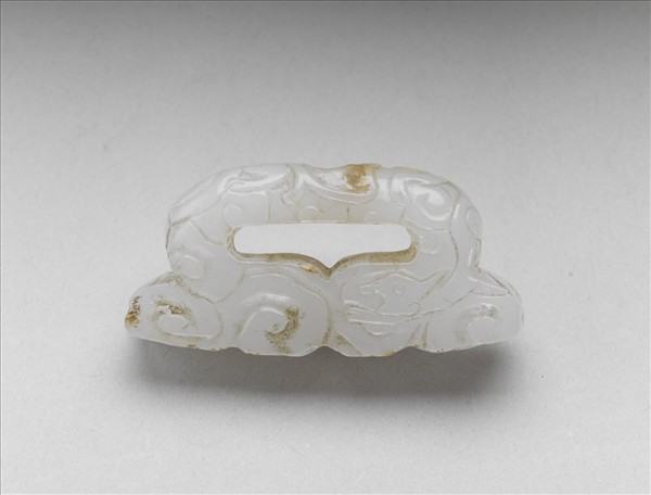 玉螭紋飾件