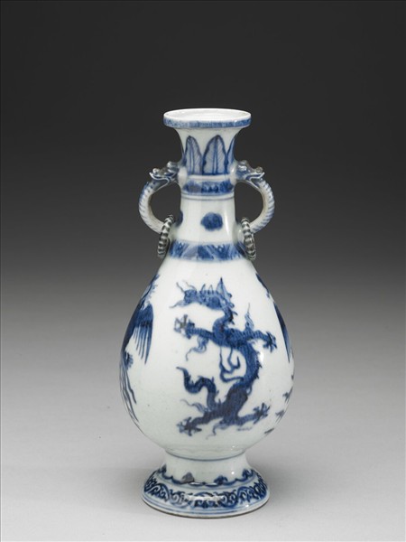 青花龍鳳紋雙耳活環瓶